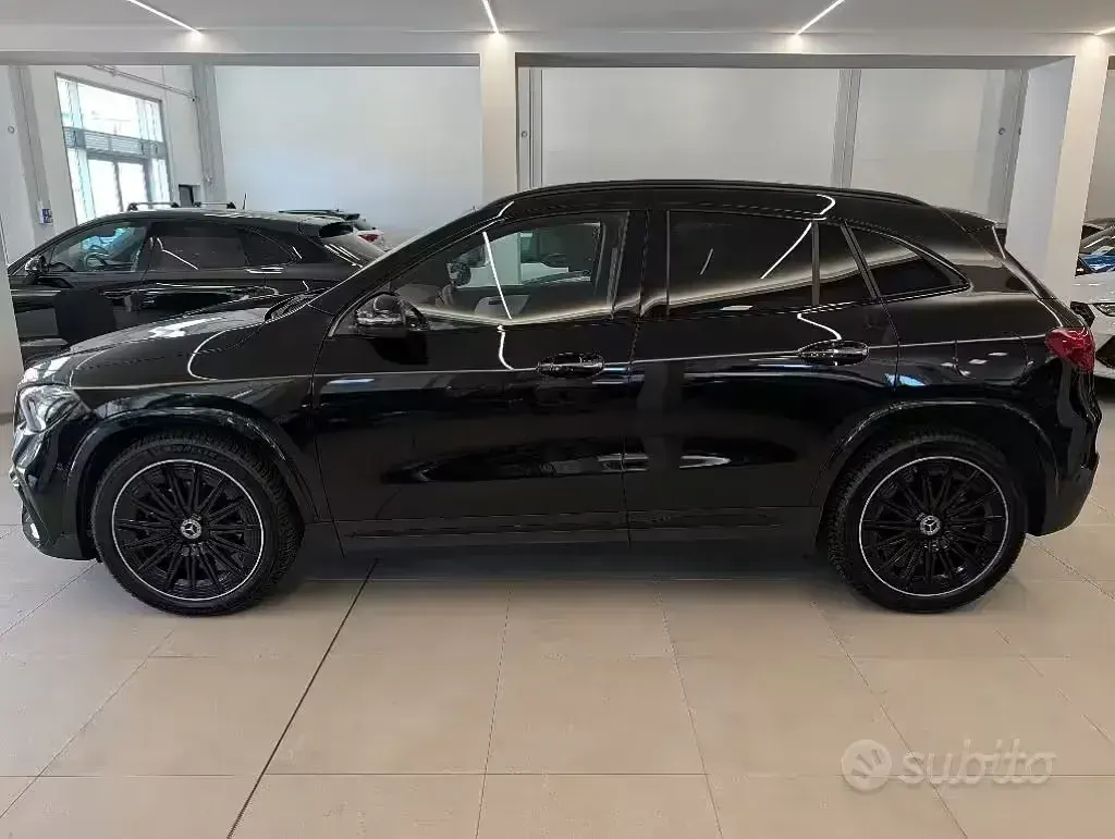 Usata Mercedes GLA200 Advanced Plus 150 CV (110 kW) 2025 Nero SUV