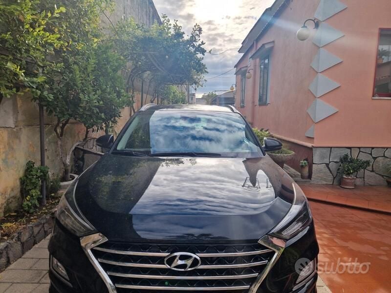 Usata 2020 Hyundai Tucson SUV | 21.000 € (Buon prezzo) - Immagine 1/4
