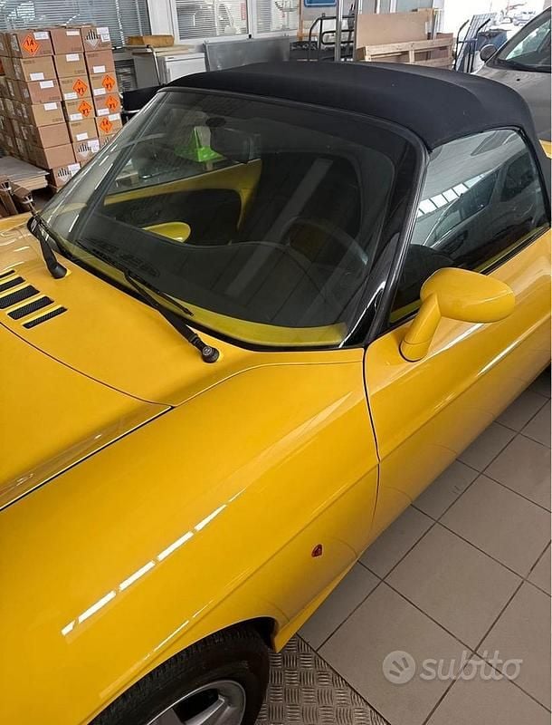 Usata Fiat Barchetta 131 CV (96 kW) 2000 Giallo Cabrio
