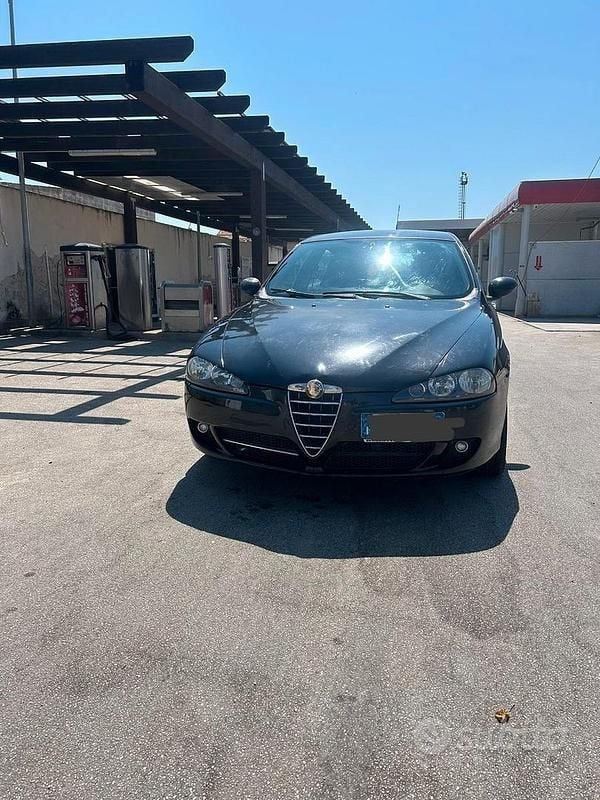 Nero Usata 2007 Alfa Romeo 147 Due volumi | 1500 € (Ottimo prezzo) - Immagine 1/4