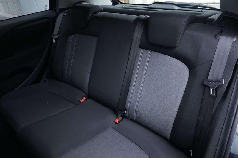 Usata Fiat Punto Evo Dynamic 75 CV (55 kW) 2013 Blu scuro Utilitaria