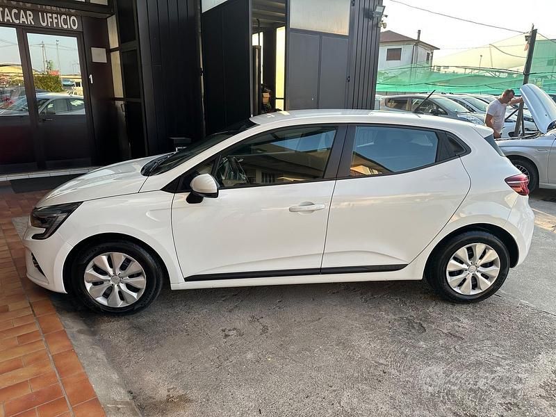 Usata Renault Clio V Business 100 CV (73 kW) 2020 Bianco Berlina
