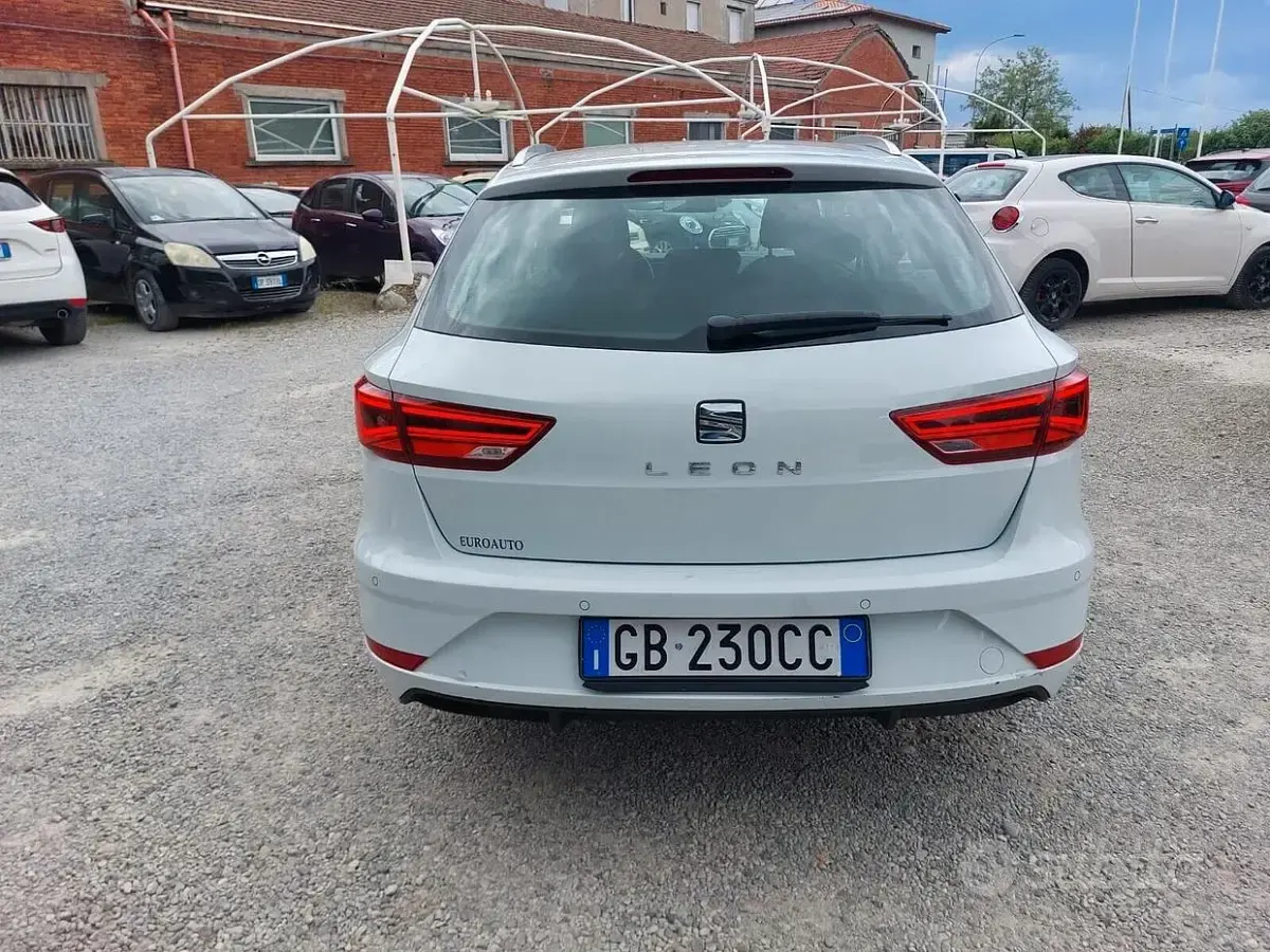 Usata Seat Leon 115 CV (84 kW) 2020 Bianco Station wagon