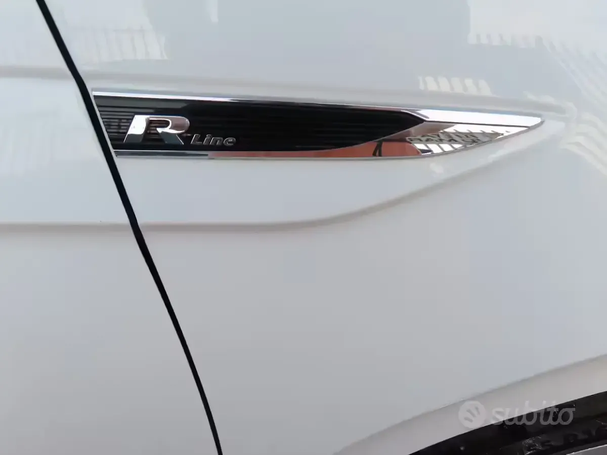 Usata VW Polo R-line 95 CV (69 kW) 2019 Bianco Utilitaria