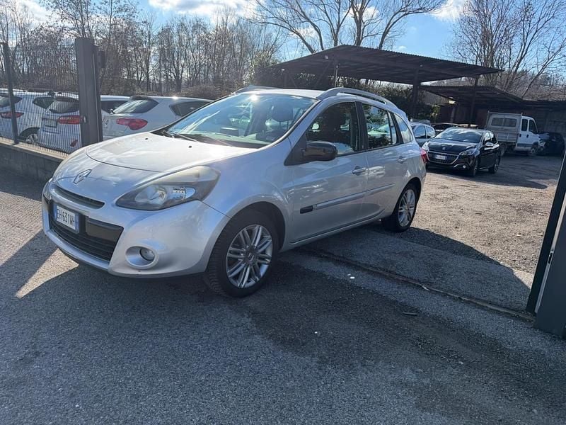 Usata Renault Clio II Dynamique 74 CV (54 kW) 2011 Grigio Berlina