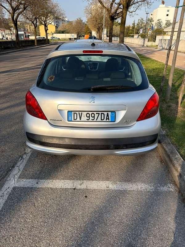 Usata Peugeot 207 Sport 73 CV (53 kW) 2009 Berlina