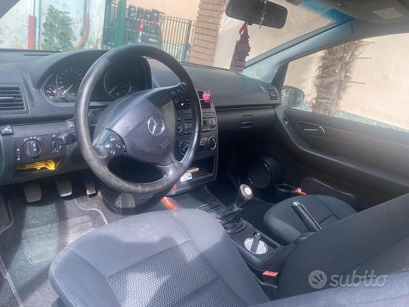 Usata Mercedes A200 95 CV (69 kW) 2008 Nero Berlina