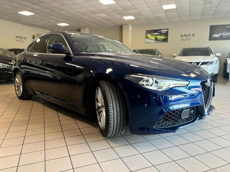 Usata Alfa Romeo Giulia Veloce 210 CV (154 kW) 2018 Blu Berlina