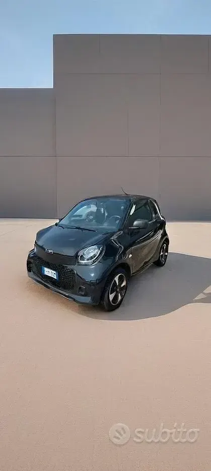 Usata Smart ForTwo Electric Drive Passion 41 kW (56 CV) 2022 Nero Coupé