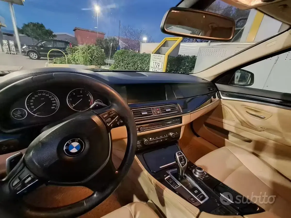 Usata BMW 520 184 CV (135 kW) 2012 Berlina