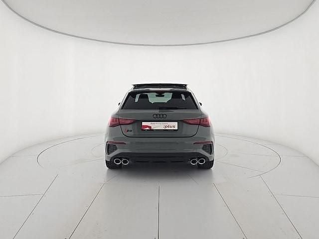 Usata Audi S3 Sport 310 CV (228 kW) 2024 Colore carrozzeria personalizzato audi exclusive Berlina