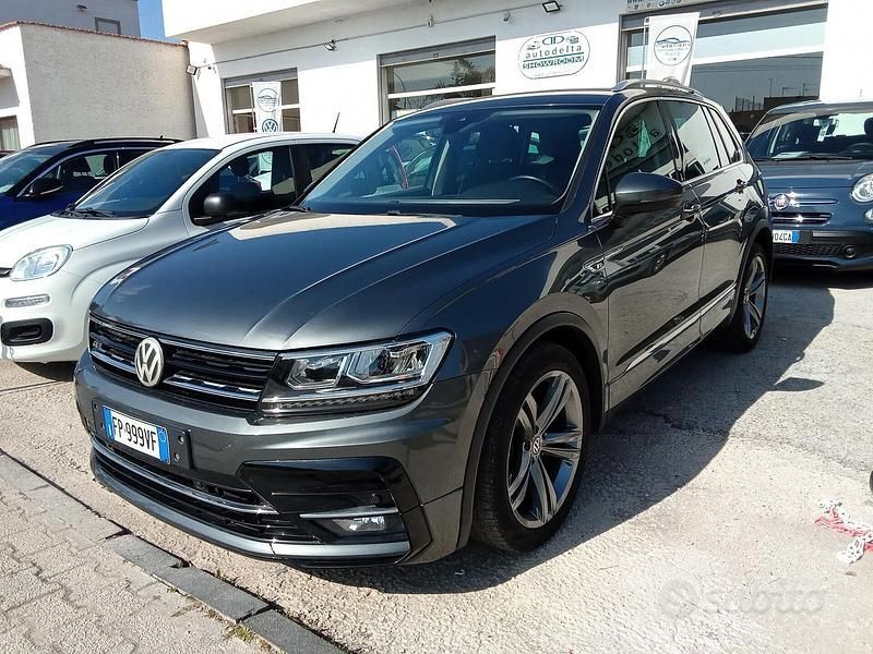 Usata VW Tiguan Sport 115 CV (84 kW) 2018 Grigio SUV