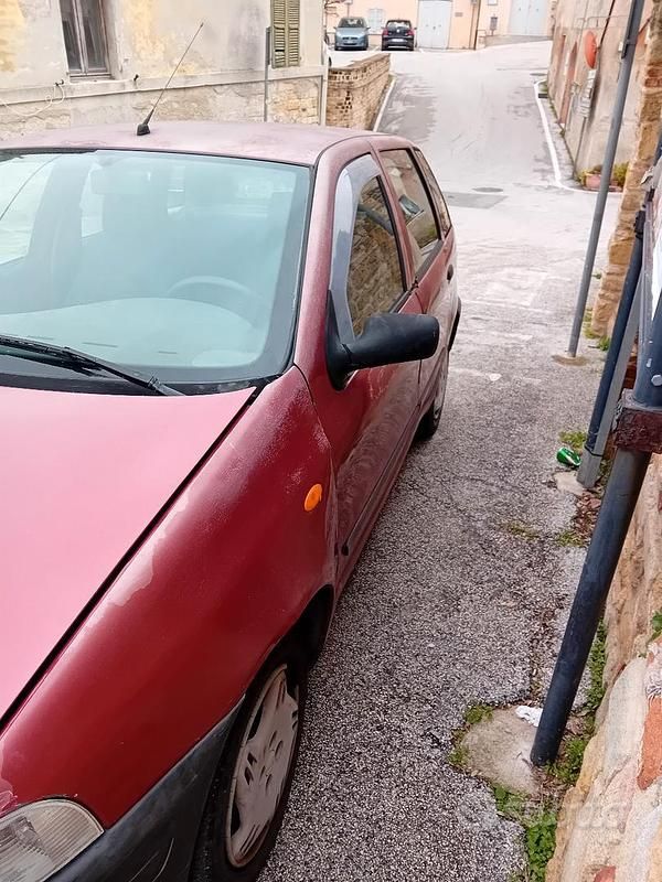 Brugt Fiat Punto Star 60 HK (44 kW) 1999 Rød Hatchback