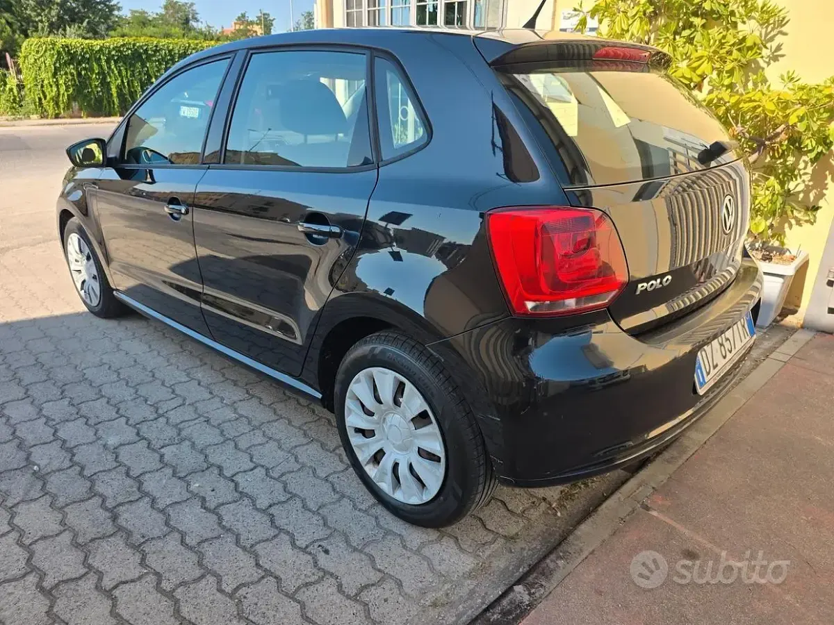 Usata VW Polo Highline 90 CV (66 kW) 2011 Nero Utilitaria