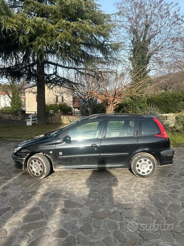 Usata Peugeot 206 60 CV (44 kW) 2005 Nero Station wagon