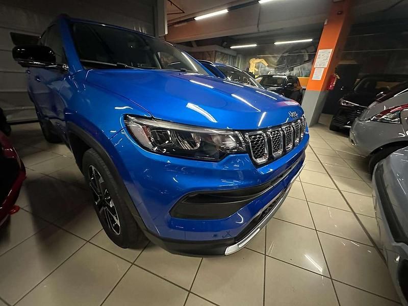 Usata Jeep Compass Limited 131 CV (96 kW) 2021 Blu/azzurro SUV