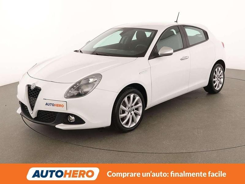 Usata Alfa Romeo Giulietta Super 120 CV (88 kW) 2018 Bianco Utilitaria