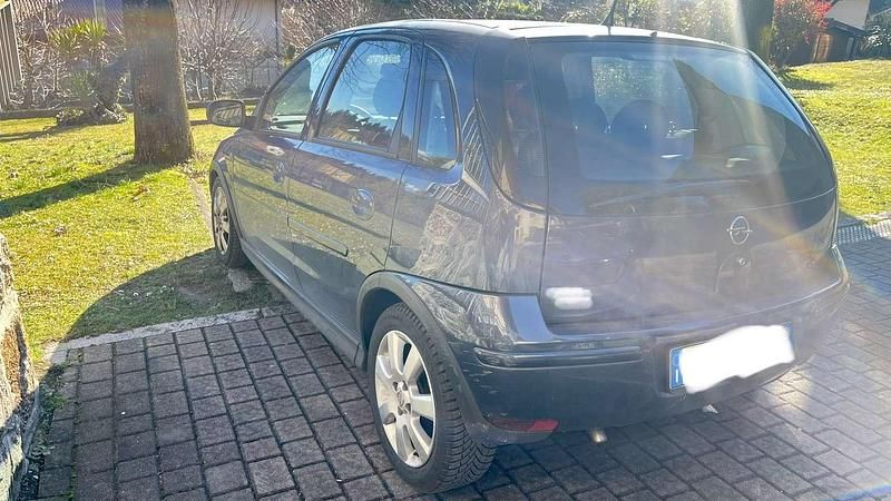 Usata Opel Corsa Club 80 CV (58 kW) 2006 Utilitaria