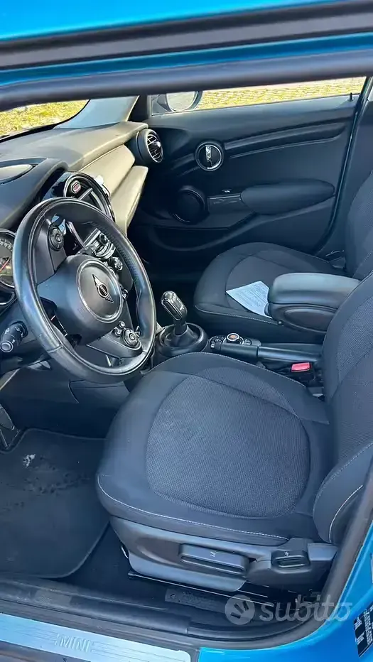 Usata Mini ONE 102 CV (75 kW) 2018 Utilitaria