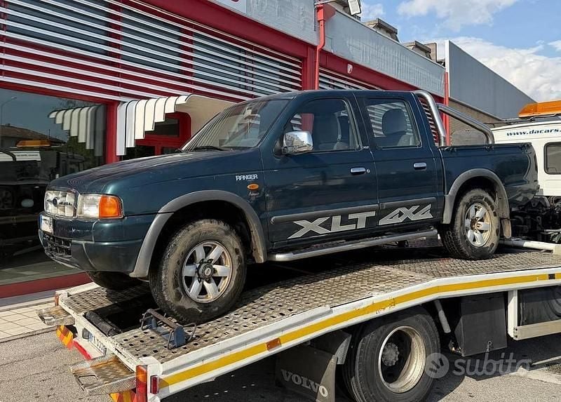 Usata Ford Ranger 109 CV (80 kW) 2002 Verde Pick-up
