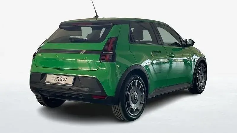 Nuova Renault 5 E-Tech Evolution 89 kW (122 CV) 2025 Verde Berlina