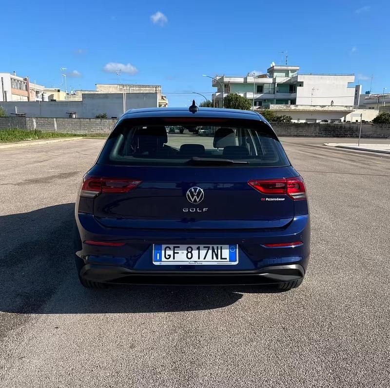 Usata VW Golf VIII Style 116 CV (85 kW) 2021 Blu Berlina