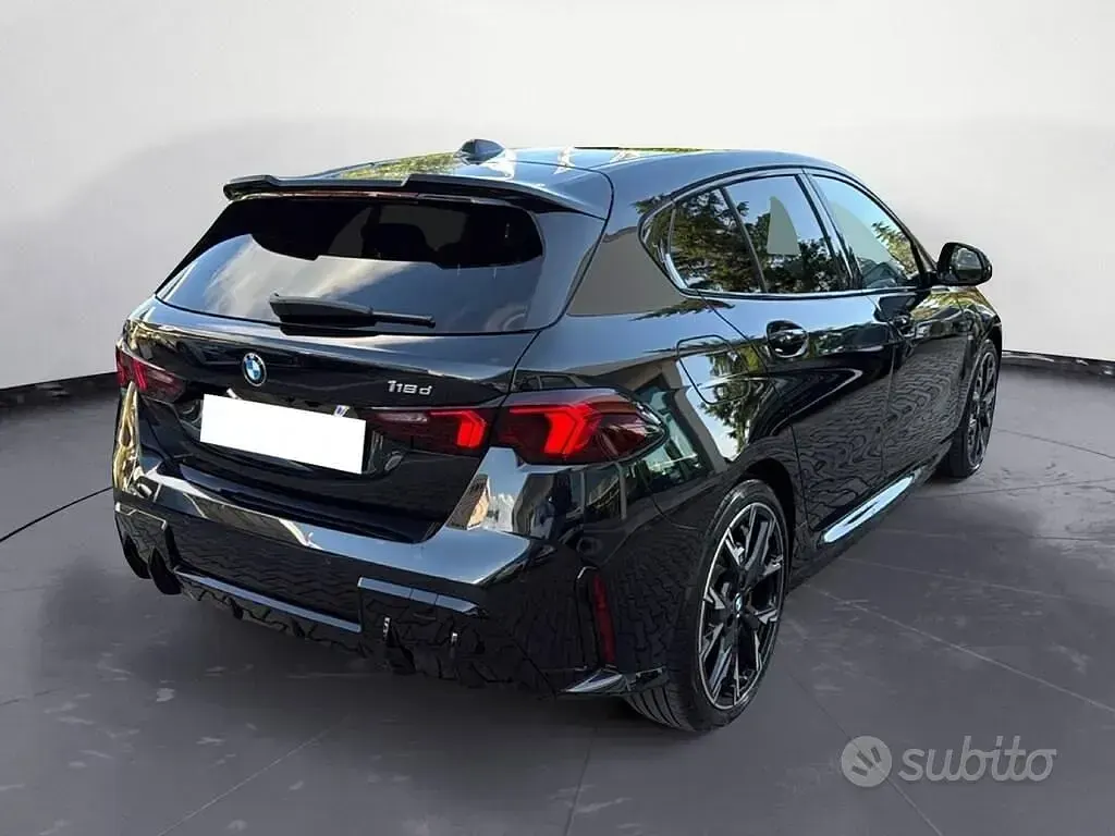 Usata BMW 118 M Sport 150 CV (110 kW) 2025 Nero Utilitaria