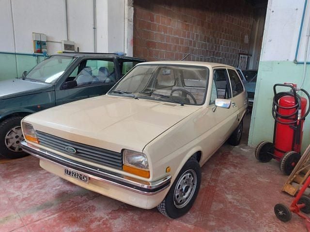 Usata Ford Fiesta 1979 Beige Utilitaria