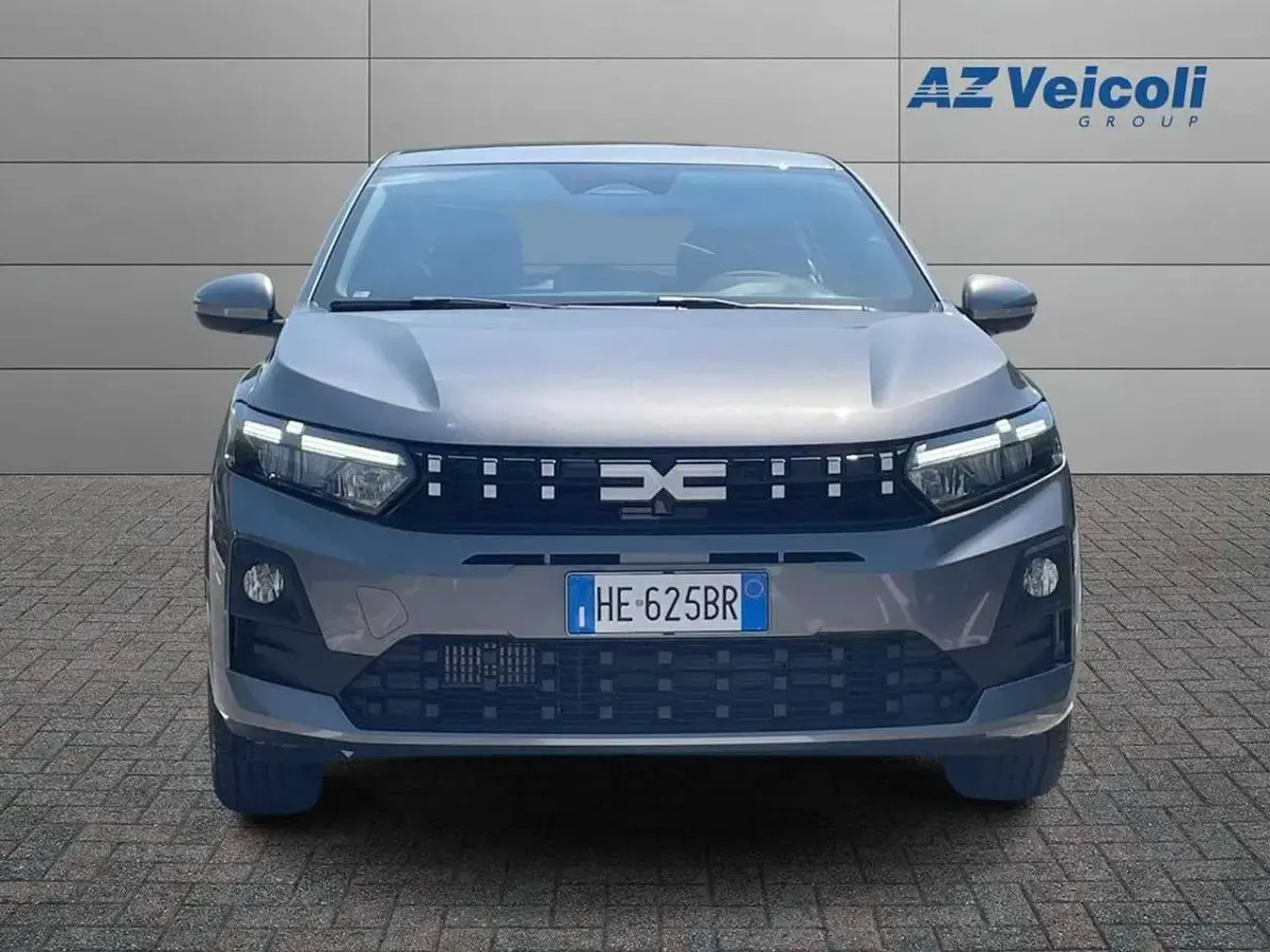 Usata Dacia Sandero Expression 101 CV (74 kW) 2026 Argento Berlina