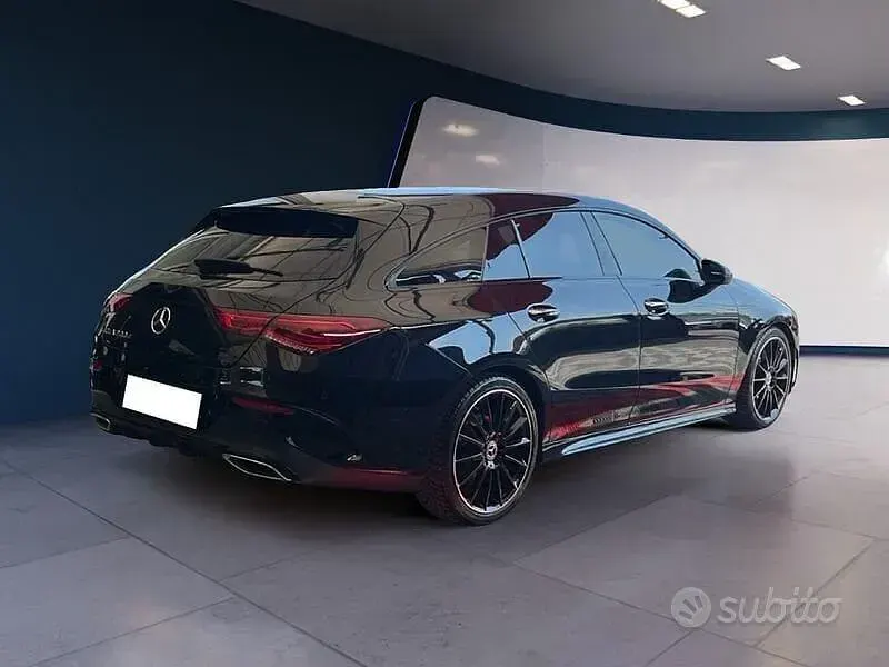 Usata Mercedes CLA200 Premium 150 CV (110 kW) 2023 Nero Station wagon