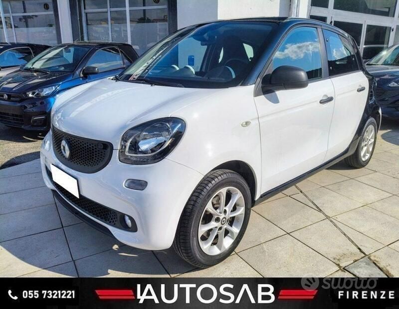 Bianco Usata 2016 Smart ForFour Tre volumi | 10.800 € (Buon prezzo) - Immagine 1/4