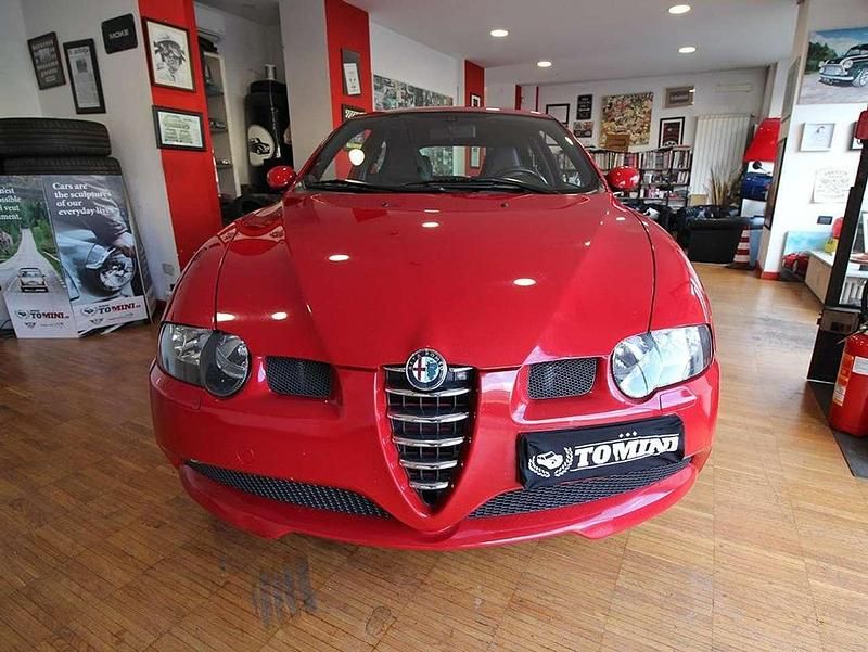 Usata Alfa Romeo 147 GTA 250 CV (183 kW) 2003 Rosso alfa 130 Utilitaria