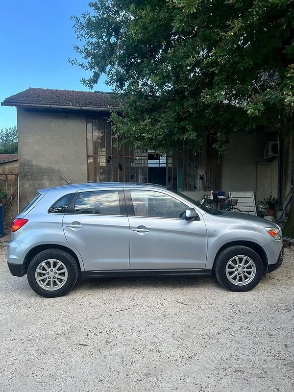 Usata Mitsubishi ASX Intense 150 CV (110 kW) 2015 Grigio SUV
