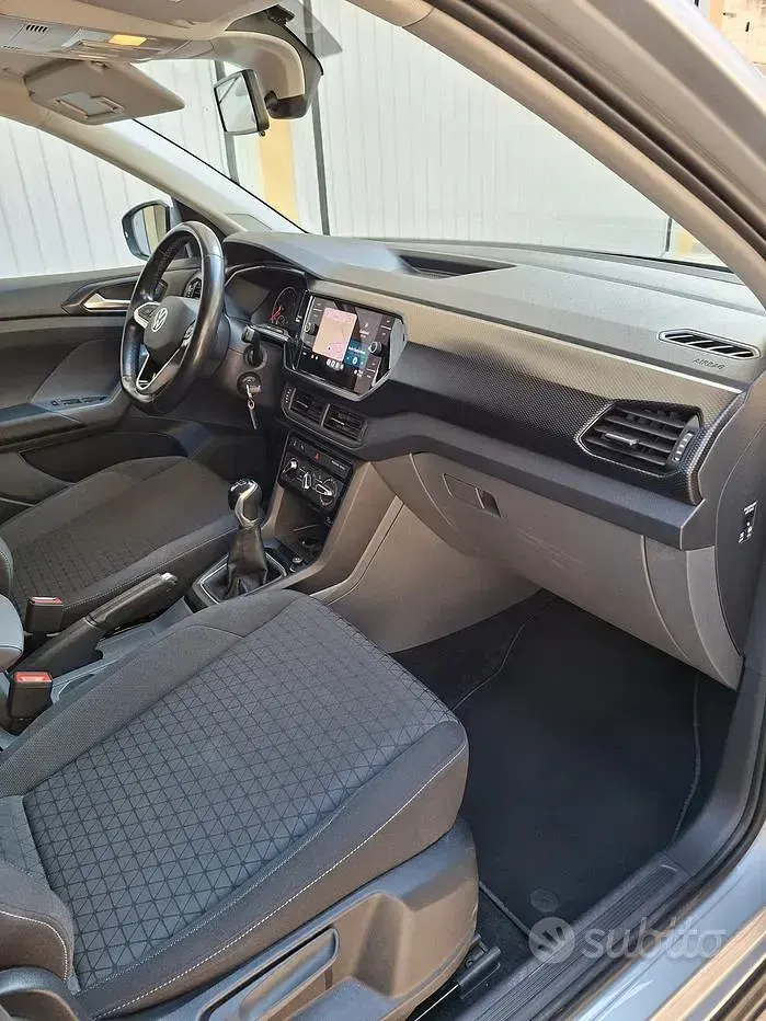 Usata VW T-Cross Style 95 CV (69 kW) 2021 Grigio SUV