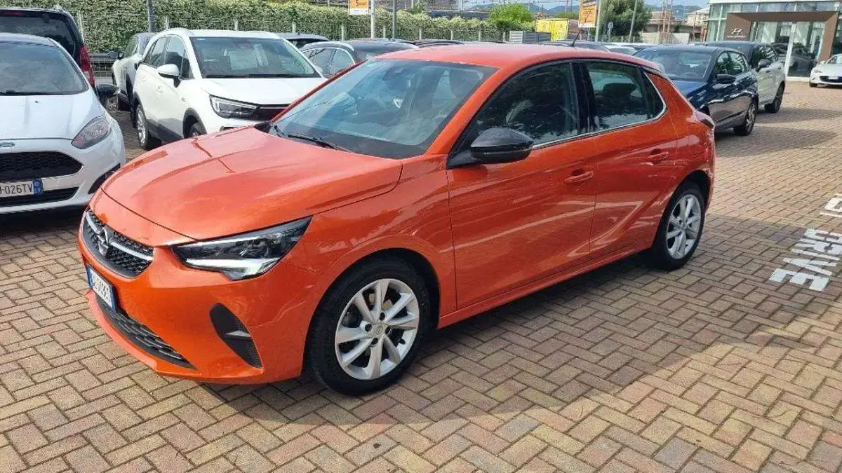 Usata Opel Corsa Elegance 101 CV (74 kW) 2023 Arancione Utilitaria