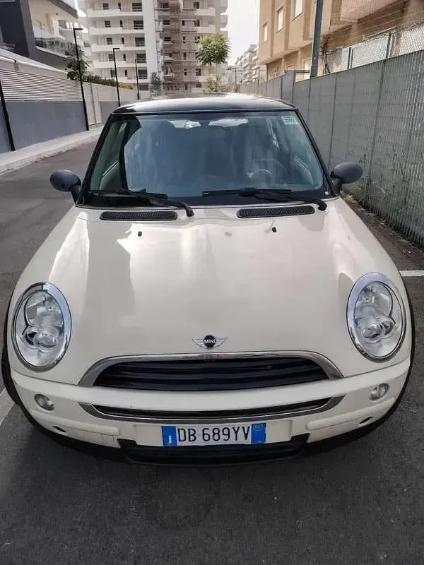Usata Mini One D 75 CV (55 kW) 2006 Utilitaria