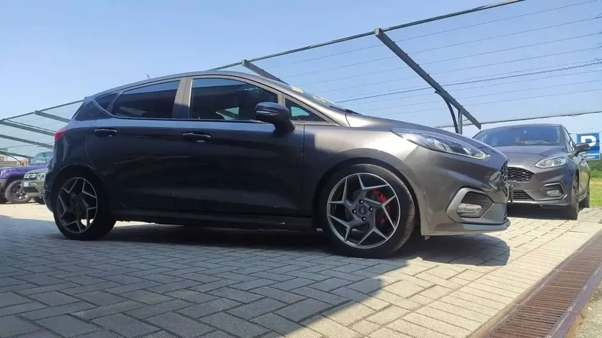 Usata Ford Fiesta Performance Edition 205 CV (150 kW) 2018 Grigio Utilitaria