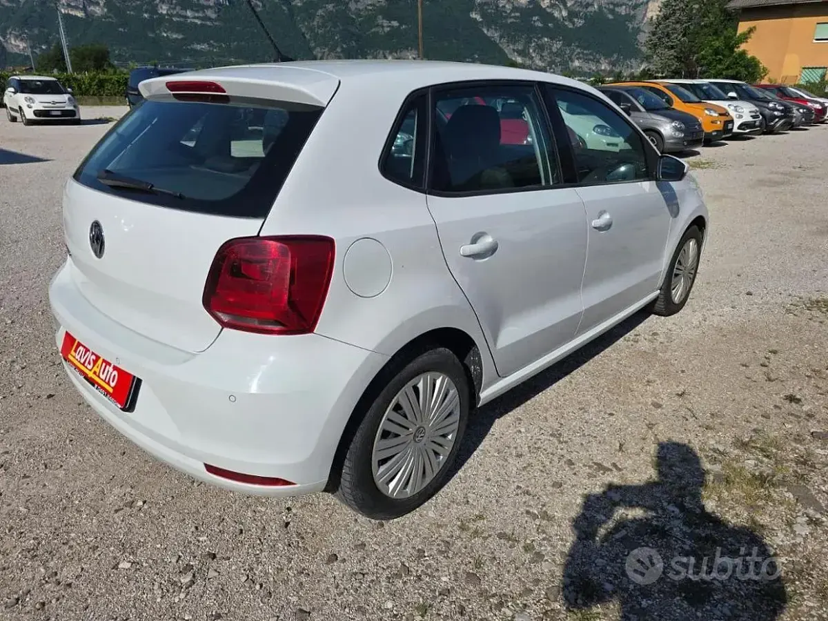 Usata VW Polo 60 CV (44 kW) 2017 Bianco Berlina