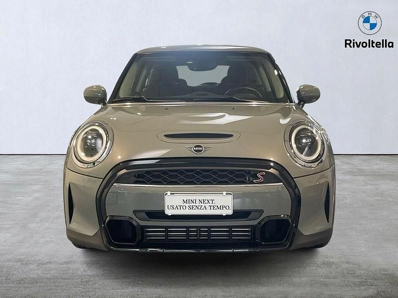 Usata Mini Cooper S 178 CV (130 kW) 2022 Moonwalk grey metallic Utilitaria