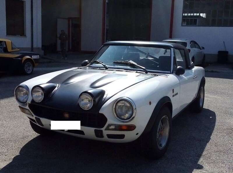 Bianco Usata 1975 Fiat 124 Abarth Coupé | 75.000 € - Immagine 1/4