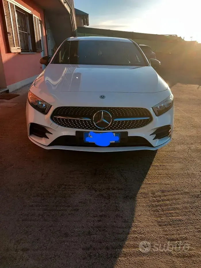 Usata Mercedes A180 116 CV (85 kW) 2019 Bianco Berlina