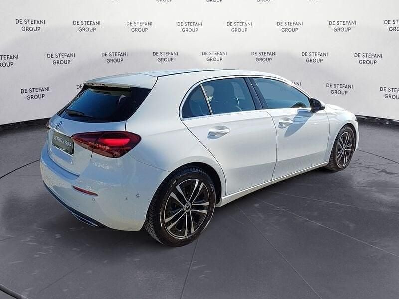 Usata Mercedes A180 Advanced 116 CV (85 kW) 2023 Bianco Utilitaria
