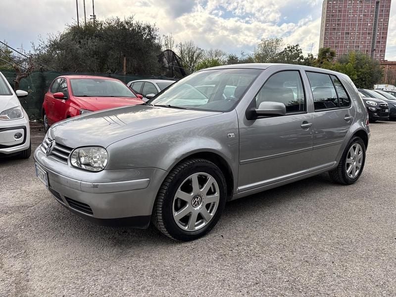 Usata VW Golf IV Highline 105 CV (77 kW) 2003 Grigio Berlina