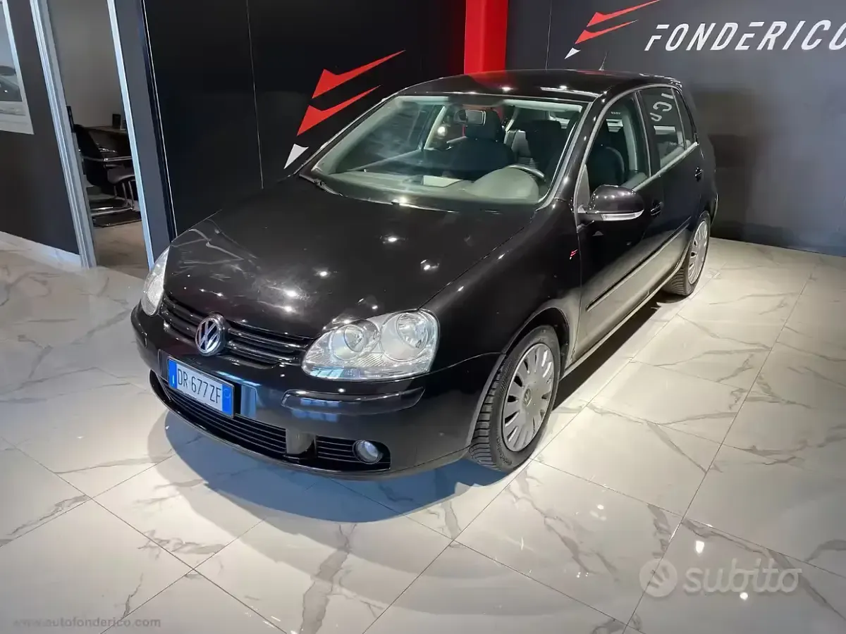 Usata VW Golf VI Comfortline 105 CV (77 kW) 2008 Nero Utilitaria