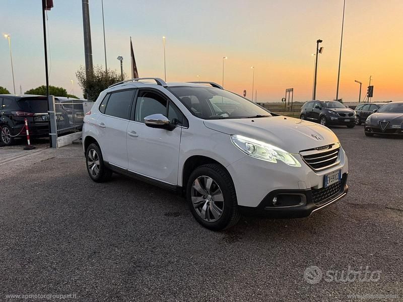 Usata 2014 Peugeot 2008 Allure SUV | 6500 € (Buon prezzo) - Immagine 1/4