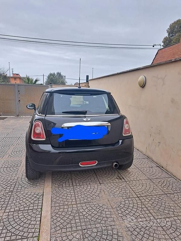 Usata Mini Cooper 120 CV (88 kW) 2009 Nero Utilitaria