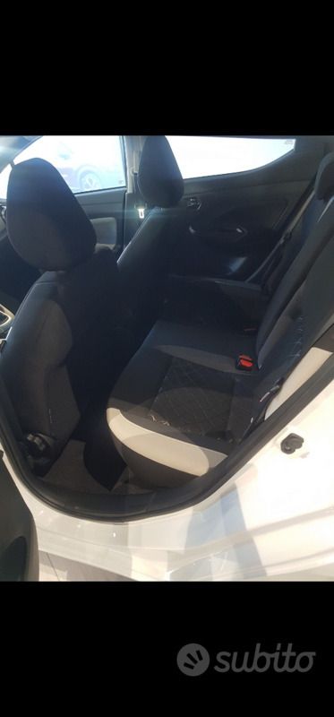 Usata Nissan Micra Acenta 92 CV (67 kW) 2022 Bianco Utilitaria