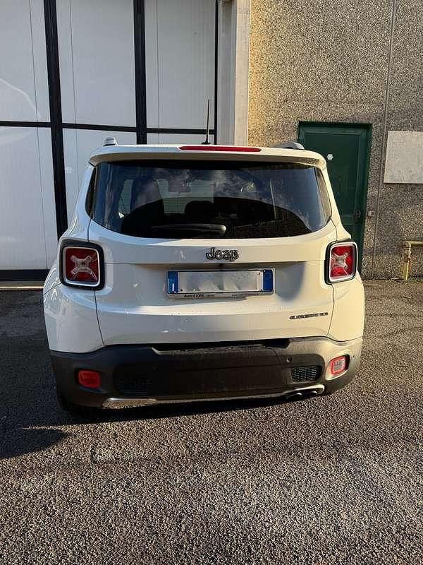 Usata Jeep Renegade Limited 140 CV (102 kW) 2017 Bianco SUV