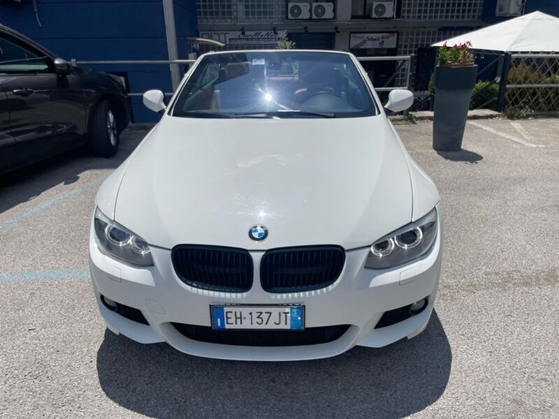 Usata BMW 320 Cabriolet 184 CV (135 kW) 2011 Bianco Cabrio
