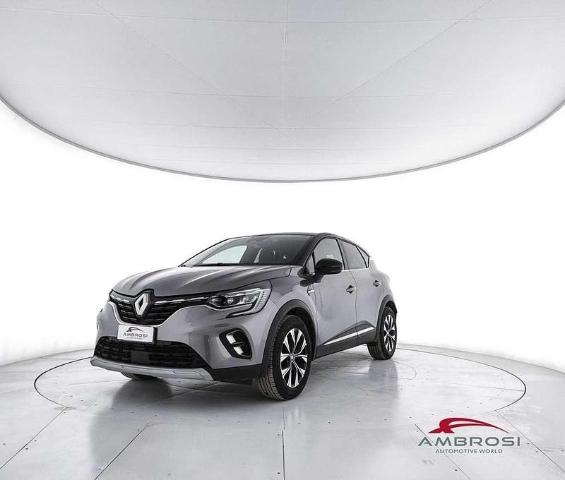 Usata Renault Captur Techno 101 CV (74 kW) 2023 Grigio SUV